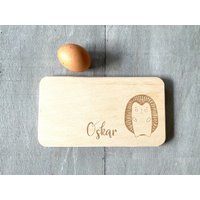 Frühstücksbrettchen Igel Mit Namen von HollyandPaul