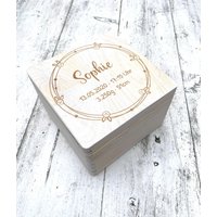 Holzbox Andenken Baby Kind Schatztruhe Geschenk von HollyandPaul