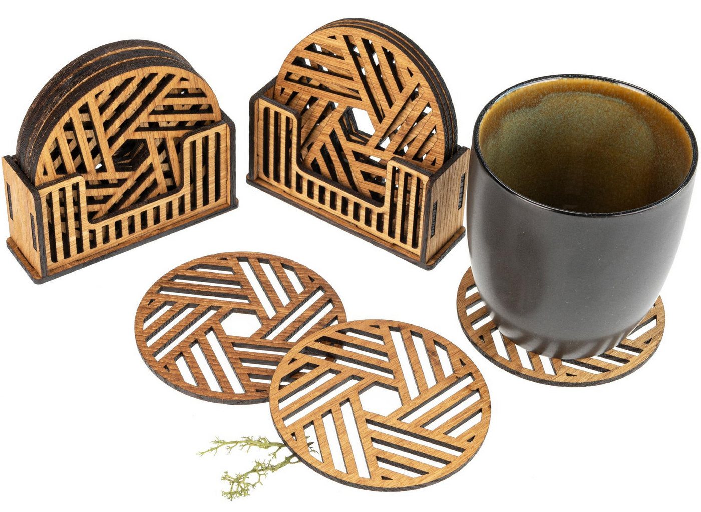 Holz Frank Glasuntersetzer Glas Untersetzer 6er Set aus Eiche geölt mit geometrischen Motiv, 7-tlg., Massivholz Eiche Holz Frank Glasuntersetzer Glas Untersetzer 6er Set aus Eiche geölt mit geometrischen Motiv, 7-tlg., Massivholz Eiche von Holz Frank