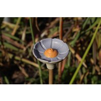 Handgefertigte Xs Mini Insektentränke Aus Keramik - Vogeltränke Bienentränke Garten Deko Unikat Wasserstelle Für Insekten Regenfänger von HolzBee