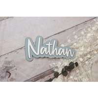 Personalisiertes Namensschild Aus Holz | Handmade Türschild Für Kinderzimmer Personalisiertes Namensschild Aus Holz | Handmade Türschild Für Kinderzimmer von HolzFlairLaserdesign