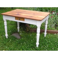 Tisch Shabby Chic, Massivholztisch, Gedrechselte Beine, Schublade, Eßtisch Tisch Shabby Chic, Massivholztisch, Gedrechselte Beine, Schublade, Eßtisch von HolzSpielTroedel