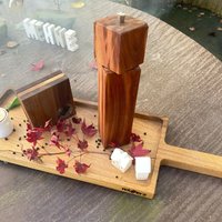Pfeffermühle Holz&herz > Pfeffermühle < Holzart Apfelbaum Vom Bodensee, Handgefertigt von HolzUNDHerzShop