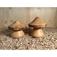 Handgedrechselte Pilze Aus Holz | Naturdeko Unikat Herbstdeko Handmade Walddeko Fürs Zuhause Geschenkidee Holzkunst von HolzZauberDesigns