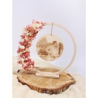 Hochzeitsgeschenk Holzscheibe Mit Gravur Zuhause Ist Nicht Nur Ein Ort, Es Wundervolles Gefühl Hochzeitsgeschenk Holzscheibe Mit Gravur Zuhause Ist Nicht Nur Ein Ort, Es Wundervolles Gefühl von HolzmadeShop
