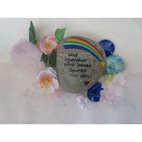 Trauerstein Ca. 8x8 Mit Regenbogen-sternschnuppe, Gedenkstein, Andenken, Handbemalter Grabschmuck, Trauer Dekostein Grab, Erinnerungsstein von HolzundPinselstrich
