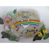 Trauerstein Für Katze Auf Regenbogen Sternschnuppe Ca. 9x7x3, Gedenkstein Regenbogen, Bemalter Stein, Grabschmuck Tier Regenbogenbrücke von HolzundPinselstrich