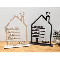 Holzhaus Mit Namen | Personalisierte Geschenkidee Einweihung Einzug Hund Katze Haustier Familiennamen Wanddeko Holzhäuschen von Holzzlich
