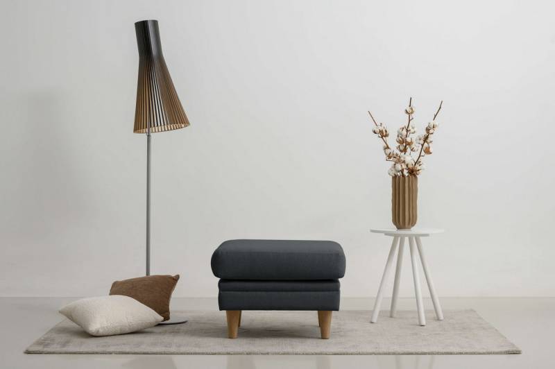 Home affaire Polsterhocker Arellano, Breite 63 cm, klassisches Design, mit Massivholzfüßen, Webstoff fein von Home affaire