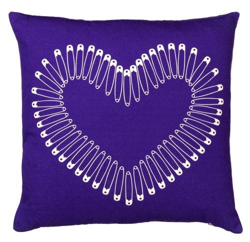 Laura Egbi Heart Cushion. Purple von Home