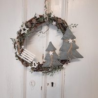 Kranz Weihnachten/Winter - Mit 2 Tannenbäumen Aus Stoff Türkranz Kranz Weihnachten/Winter - Mit 2 Tannenbäumen Aus Stoff Türkranz von Home1710