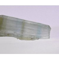 Grüner Aragonit-Kristallmineralstoff - 4, 9G von HomeAgainVintageCo