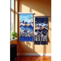 Handgewebter Wandteppich Aus Der Bergwelt von HomeArtWeaving