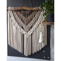 Makramee Wandbehang Xl „Avani" - Große Boho Wanddekoration Für Wohnzimmer, Flur Oder Schlafzimmer von HomeDecoFactory
