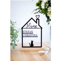 Familienschild Personalisiert Deko Aufsteller Home Haus Mit Namen Familiennamenschild Einweihungsgeschenk Richtfest Geburtstagsgeschenk von HomeDecoLove