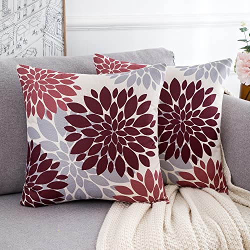 2er Set Kissenbezug 50x50 cm Leinen Outdoor Kissen Dekokissen Rot und Grau Kissenhülle Moderne Elegante Blume Dahlie Geometrisch Blumen Muster Kissenbezüge für Sofa Patio Wohnzimmer von HomeStilez