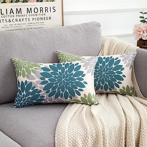 HomeStilez Kissenbezug 30 x 50 cm Blaugrün und Grau Blumen Kissenbezüge Sommer Ganzjährig Blume Moderner Outdoor Kissen 2er-Pack Dekokissen Kissenhülle für Sofa Wohnzimmer Schlafzimmer von HomeStilez