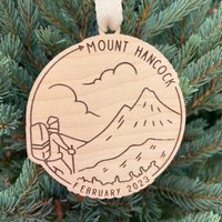 Benutzerdefinierte Berg Name & Datum Ornament | Nh Wanderer New Hampshire Berge Wandern Souvenir Geschenkidee von HomeSweetSignsNH