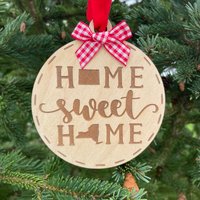 Colorado Nach New York Home Sweet Holz Ornament | Zustand Zu Neues Zuhause Geschenkidee Housewarming Weihnachten 2024 von HomeSweetSignsNH