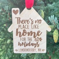 Es Gibt Keinen Ort Wie Zu Hause Ornament | New Home Weihnachten 2024 Neues Haus Geschenk von HomeSweetSignsNH