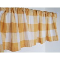 Valance Gelb Und Weiß Buffalo Check Karierten Fenster Behandlung 53 Zoll B X 14 L von HomeSweetSweetHome