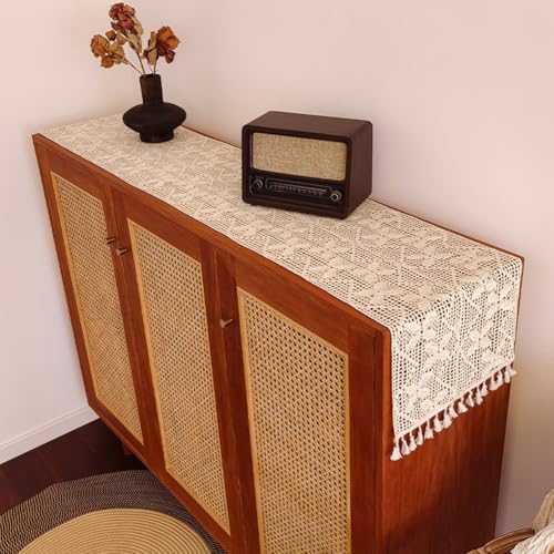 Tischläufer aus Baumwollstoff im Vintage-Stil, entworfen, um Ihren Essbereich mit praktischer Eleganz zu verschönern (E) von HomeVortex