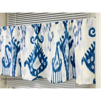 Fensterbehang Ikat Volant Lined 50 X 14 Robert Allen Khandar Indigo Blau Off White Topper Fensterbehandlung von HomeandHome