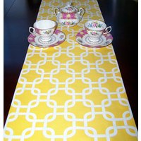 Gelber Tischläufer Premier Print Gotcha Weiß Maisgelb Esszimmer Rectange Urlaub Hochzeiten Party Designerstoff Baumwolle Gelber Tischläufer Premier Print Gotcha Weiß Maisgelb Esszimmer Rectange Urlaub Hochzeiten Party Designerstoff Baumwolle von HomeandHome