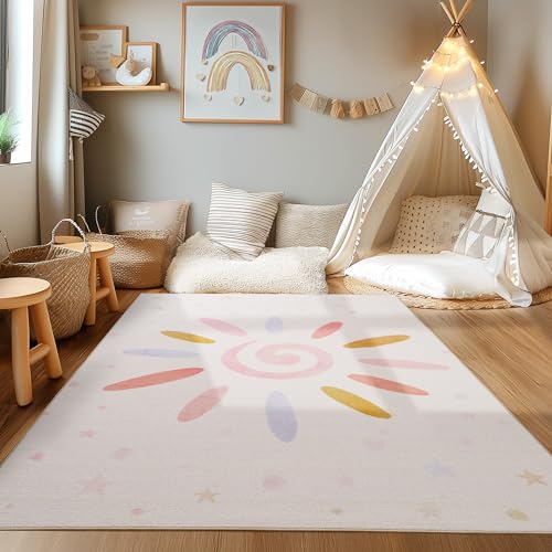 HomebyHome Kurzflor Kinderteppich für Jungen und Mädchen 100 x 150 cm Creme Sonnen und Stern Design - Waschbarer Teppich Extra Weich und Antiallergen - Teppich Kinderzimmer, Babyzimmer und Spielzimmer von HomebyHome