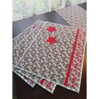Weihnachtliches Tischset von Homedekostore