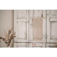 Makramee Wandbehang Modernes Handgemachtes Dekor Einzigartige Dekoration Wandkunst Wandteppich von HomeofDunes