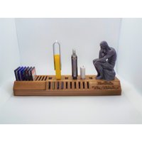 3D Gedruckter Schreibtisch Organizer Rodin's Thinker Usb & Sd Kartenhalter von HomerAndBlue