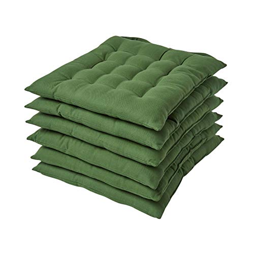 Homescapes 6er Set Stuhlkissen 40 x 40 cm, olivgrün, Sitzkissen mit Bändern und Knopfverschluss, einfarbige Auflagen für Stühle mit Bezug aus 100% Baumwolle und weicher Polyester-Füllung, grün von Homescapes