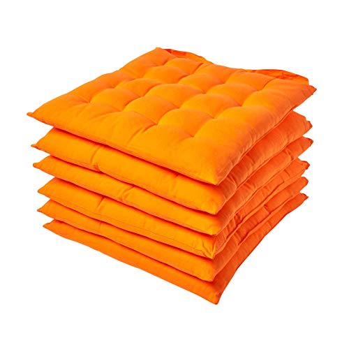 Homescapes 6er Set Stuhlkissen 40 x 40 cm, orange, Sitzkissen mit Bändern und Knopfverschluss, einfarbige Auflagen für Stühle mit Bezug aus 100% Baumwolle und weicher Polyester-Füllung von Homescapes