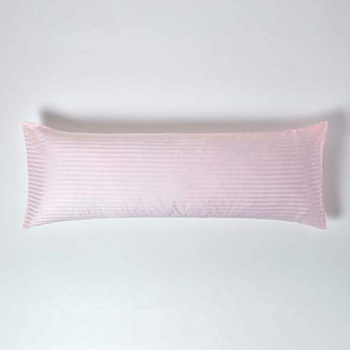 HOMESCAPES Damast Kissenbezug für Seitenschläferkissen 50x140 cm rosa mit Satin-Streifen, 100% ägyptische Baumwolle von Homescapes