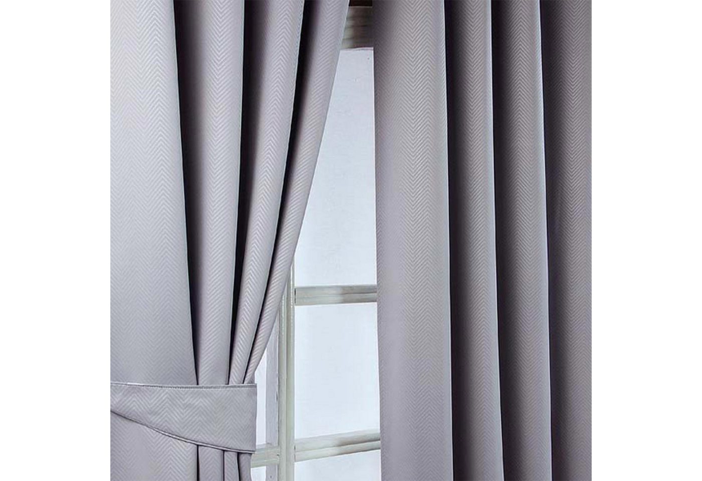 Homescapes Gardine Verdunkelungsvorhang Ösen Chevron grau 2 Stück 182 x 117 cm von Homescapes