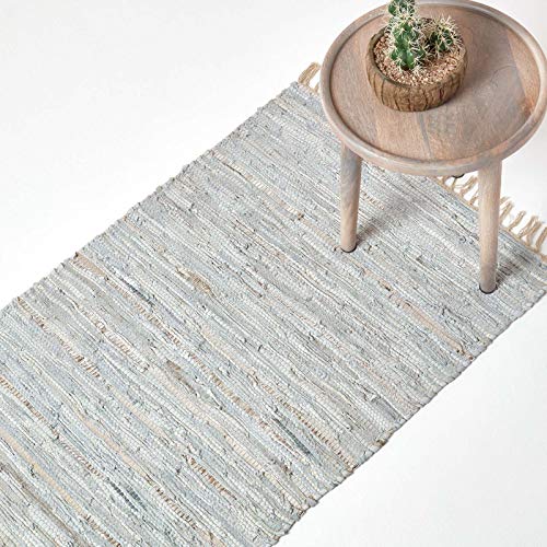 Homescapes Leder-Teppichläufer Silber-grau 66x200 cm – handgewebter Teppich aus Recycling-Leder mit silbernen Glitzerstreifen, flach gewebt im Streifen-Design von Homescapes