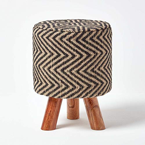 Homescapes Jute-Hocker rund 32x42 cm – Fußhocker mit 3 Holzbeinen & Ethno-Muster in Schwarz-Natur, Schemel mit Stoffbezug, handgefertigt aus Naturmaterialien Homescapes Jute-Hocker rund 32x42 cm – Fußhocker mit 3 Holzbeinen & Ethno-Muster in Schwarz-Natur, Schemel mit Stoffbezug, handgefertigt aus Naturmaterialien von Homescapes