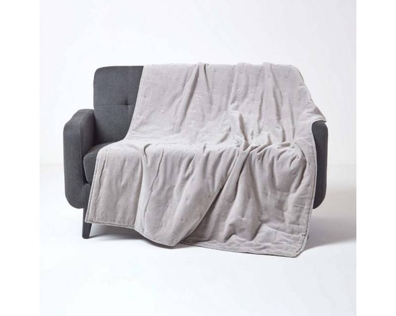 Plaid Wattierte Tagesdecke aus Samt, hellgrau, 125 x 150 cm, Homescapes von Homescapes