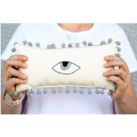 Evil Eye Home Decor, Hand Bestickt Mini Lenden Pom Kissen, Glückskissen von Homesite