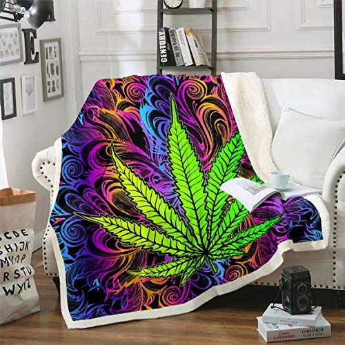 Homewish Mädchen Cannabis Blatt Sherpa Decke 220x240, Marihuana Gras Blatt Überwurfdecke Für Kinder Teenager Frauen, Botanische Hanf Plüsch Bettdecke Böhmische Trippy Vlies Flanell Decke, Lila Grün von Homewish