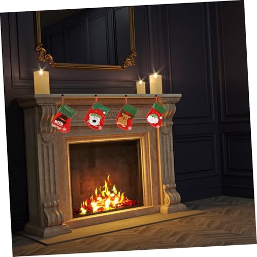 Homoyoyo 4 Stück Teiliges Kleine Weihnachtsstrümpfe mit Glitzereffekt Hängedekorationen für Christbaum und Festtagsdeko mit Weihnachtsmann Schneemann Rentier und Bär für und Bürofeiern Homoyoyo 4 Stück Teiliges Kleine Weihnachtsstrümpfe mit Glitzereffekt Hängedekorationen für Christbaum und Festtagsdeko mit Weihnachtsmann Schneemann Rentier und Bär für und Bürofeiern von Homoyoyo