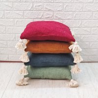 Set Von Vier Festen Natürlichen Rohen Baumwolle Hand Loom Gewebt Handgefärbt Strukturierten Stoff Boho Kissenbezug von HoneyBeeHomeNLiving