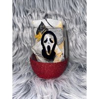 Screme Movie Glitter Peekaboo 20, 5 Unzen Weinglas | Halloween von HoneybeeCreationsz