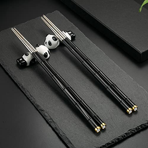 Schwarz Glasfaser Edelstahl EssstäBchen 2 Paars mit 2 Panda Keramik Essstäbchen Auflagen ,Sushi Stäbchen Chopsticks Wiederverwendbare EssstäBchen Waschbar FüR GeschirrspüLerc mit Geschenkbox von Hongyantech