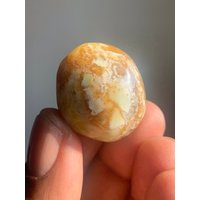 Grüner Opal Kristall Trommelstein | Meditation Heilende Kristalle Steine Chakra Und Mineralien Mineralplatte von HoodooCrystals