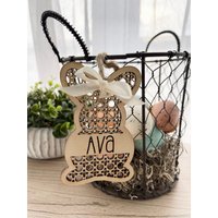 Ostern Korb Tag - Personalisierte Tag, Holz Benutzerdefinierte von HookStitchesDesign