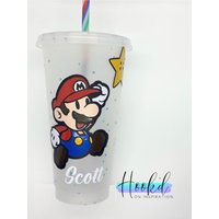 Von Spielen Inspirierter Super Mario Confetti Farbwechsel Kaltbecher. Kann Personalisiert Werden. Stroh Topper Optional. Tolle Geschenkidee von HookdOnInspiration