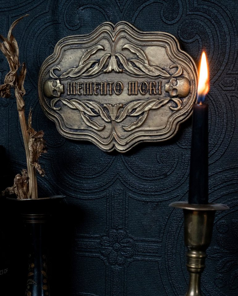 Horror-Shop Dekofigur Memento Mori Sarg Tafel als Wandbild - Gold Editio Horror-Shop Dekofigur Memento Mori Sarg Tafel als Wandbild - Gold Editio von Horror-Shop