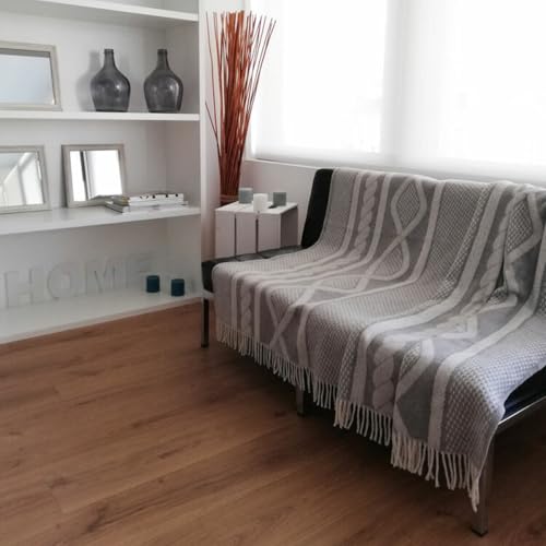 Hosteline Azalea Tagesdecke, Grau, 130 x 170 cm von Hosteline